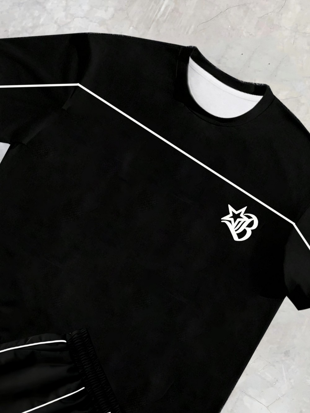 Erkek Yazlık Minimalist Çizgil - Fear Of God Essential incelemesi ve fiyatı